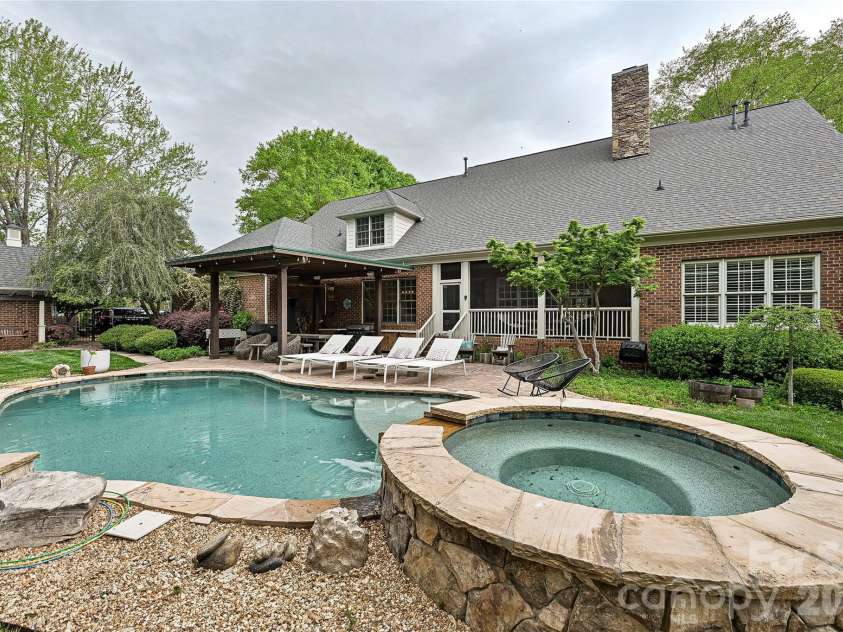1126 Concord Road, Davidson, NC 28036.  MLS# CAR4395369, YatesRealty ID 37599. 