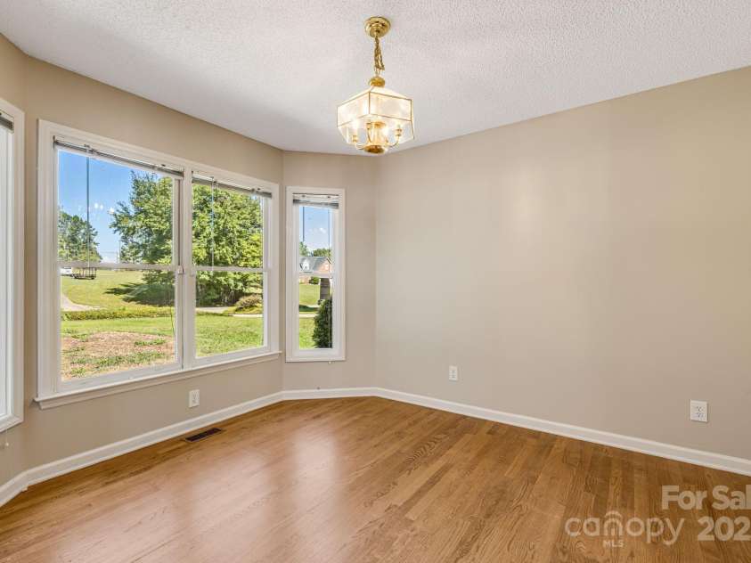 110 Ritchie Drive, Shelby, NC 28152.  MLS# CAR4304548, YatesRealty ID 3760. 