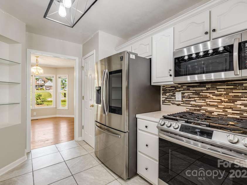 110 Ritchie Drive, Shelby, NC 28152.  MLS# CAR4304548, YatesRealty ID 3760. 