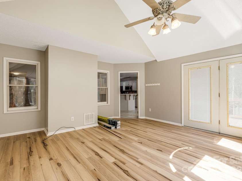 110 Ritchie Drive, Shelby, NC 28152.  MLS# CAR4304548, YatesRealty ID 3760. 