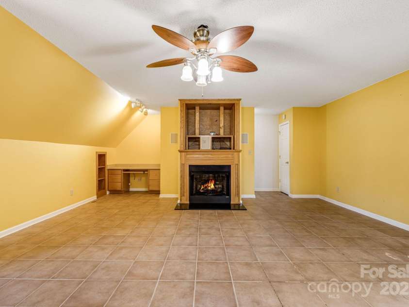 110 Ritchie Drive, Shelby, NC 28152.  MLS# CAR4304548, YatesRealty ID 3760. 