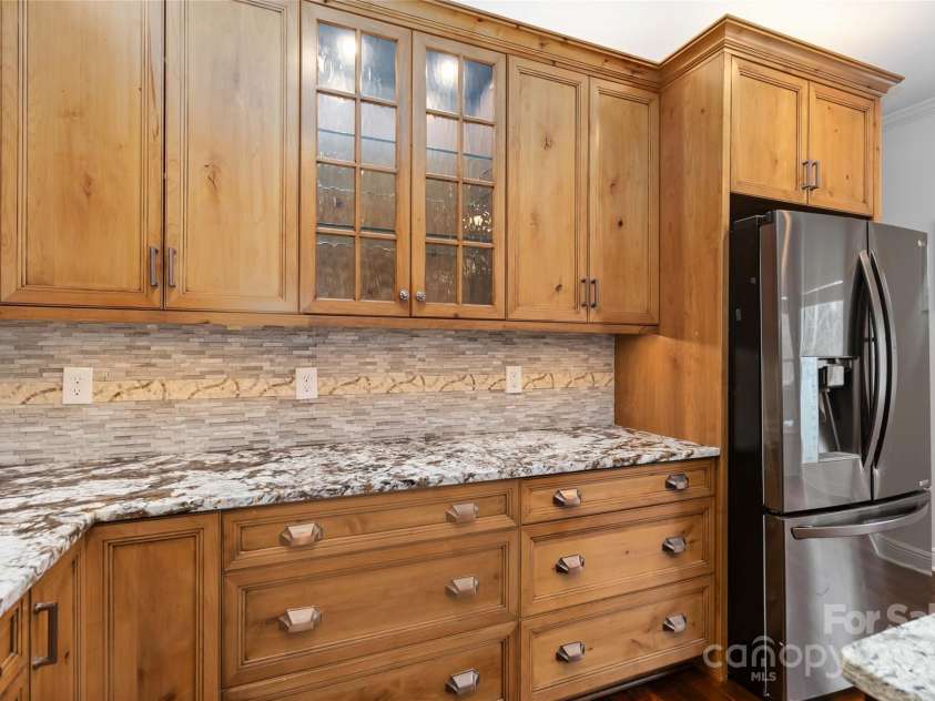 4001 Carmel Acres Drive, Charlotte, NC 28226.  MLS# CAR4256527, YatesRealty ID 3760. 