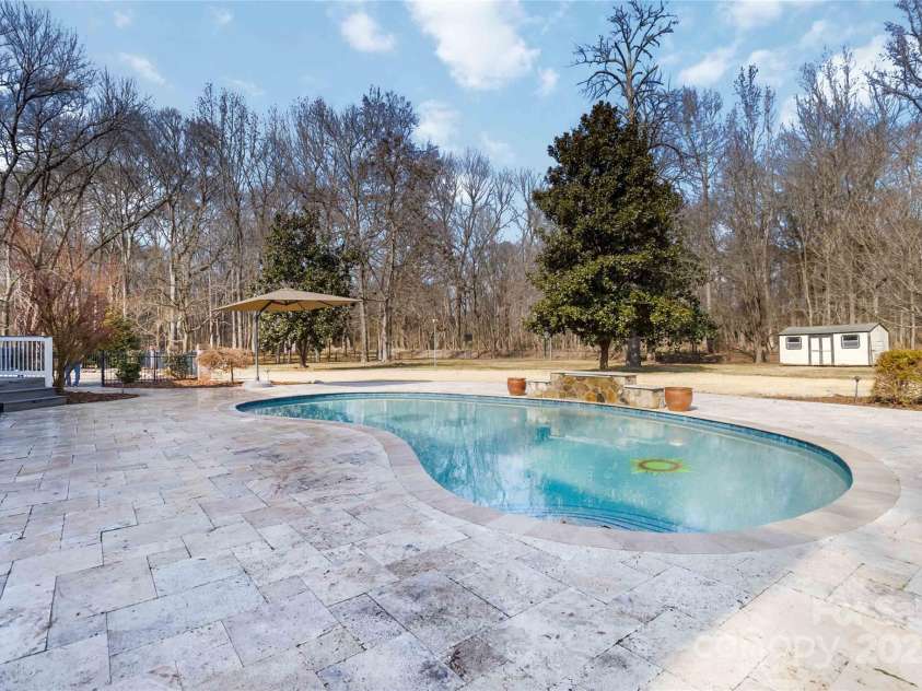 4001 Carmel Acres Drive, Charlotte, NC 28226.  MLS# CAR4256527, YatesRealty ID 3760. 