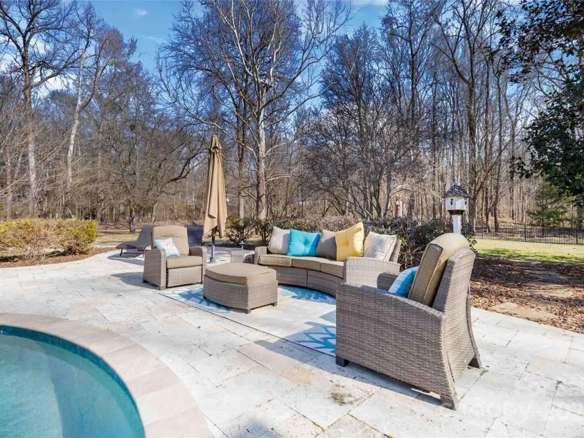 4001 Carmel Acres Drive, Charlotte, NC 28226.  MLS# CAR4256527, YatesRealty ID 3760. 