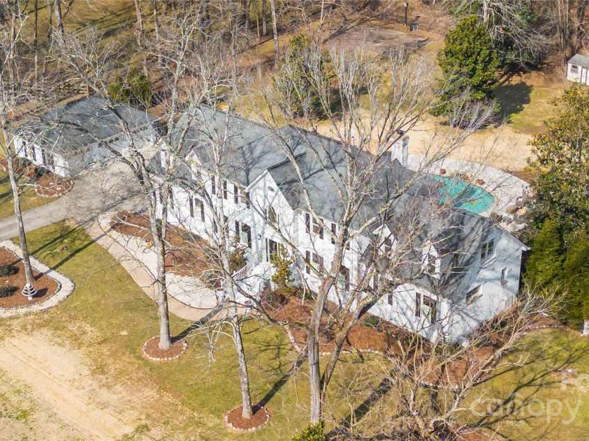 4001 Carmel Acres Drive, Charlotte, NC 28226.  MLS# CAR4256527, YatesRealty ID 3760. 