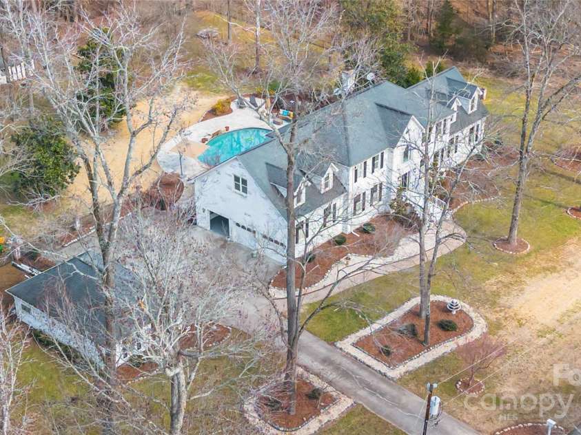 4001 Carmel Acres Drive, Charlotte, NC 28226.  MLS# CAR4256527, YatesRealty ID 3760. 