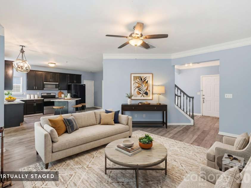 9021 Cedar Run Way, Charlotte, NC 28273.  MLS# CAR4389601, YatesRealty ID 37601. 