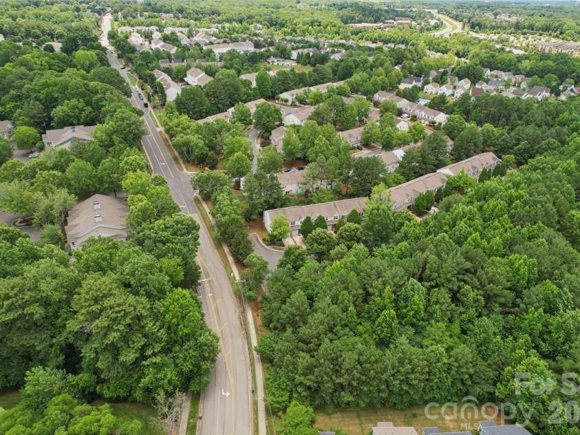 15409 Tully House Court, Charlotte, NC 28277.  MLS# CAR4384524, YatesRealty ID 37602. 