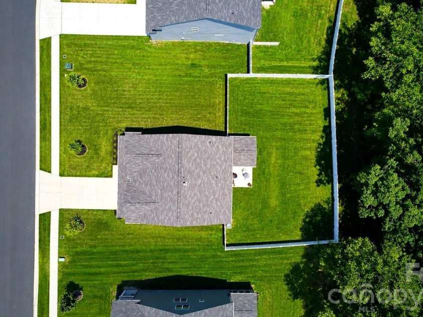 2176 Windley Drive, Gastonia, NC 28054.  MLS# CAR4397911, YatesRealty ID 37604. 