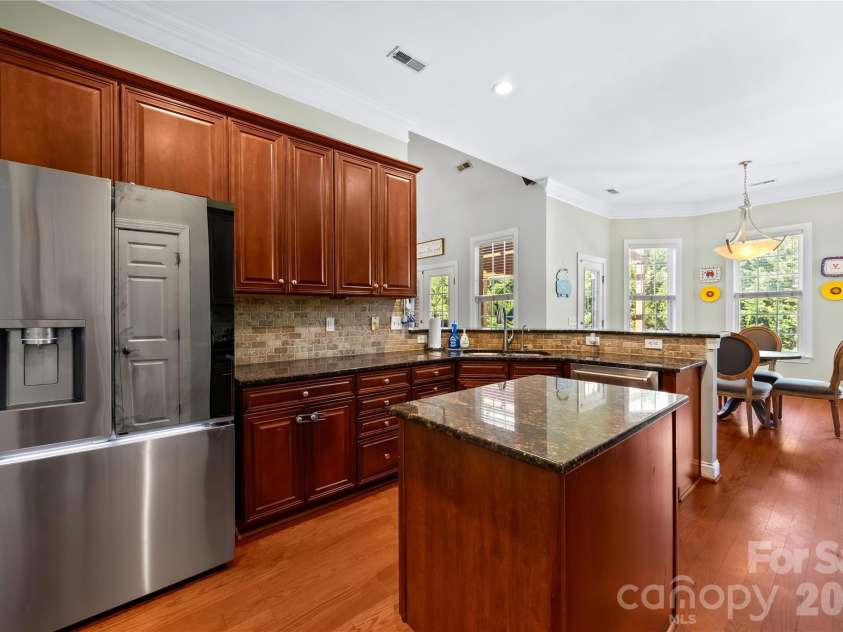 3129 Linkside Court, Fort Mill, SC 29715.  MLS# CAR4397858, YatesRealty ID 37605. 