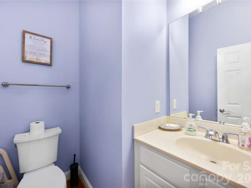 3129 Linkside Court, Fort Mill, SC 29715.  MLS# CAR4397858, YatesRealty ID 37605. 