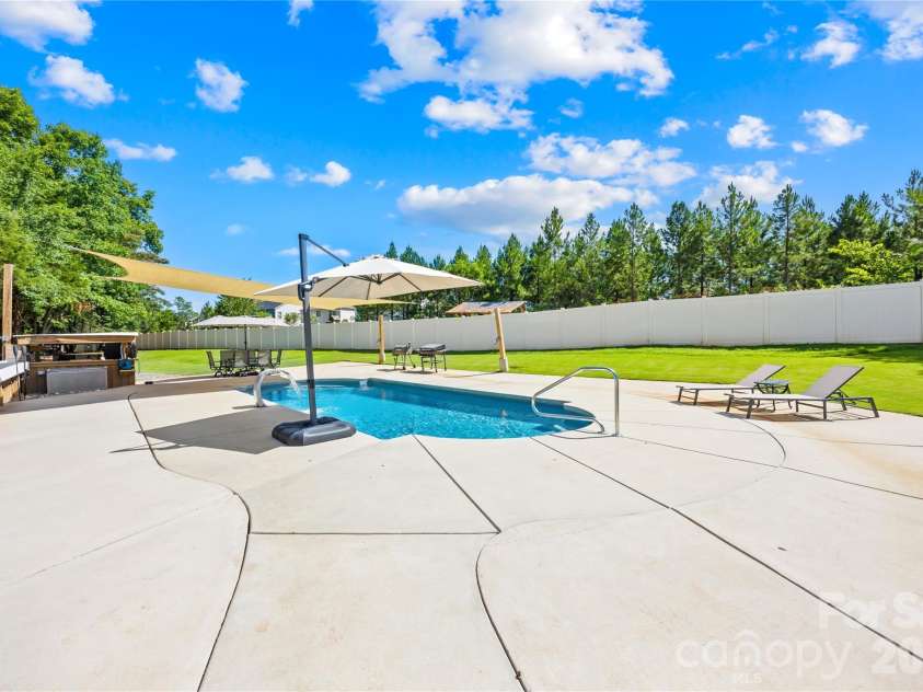 3129 Linkside Court, Fort Mill, SC 29715.  MLS# CAR4397858, YatesRealty ID 37605. 