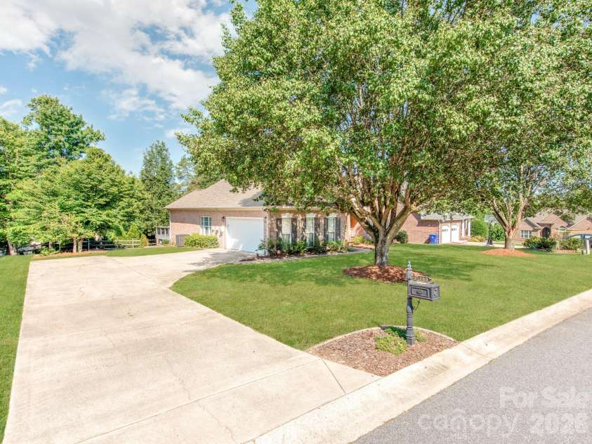 783 Sloan Street, Denver, NC 28037.  MLS# CAR4397332, YatesRealty ID 37606. 