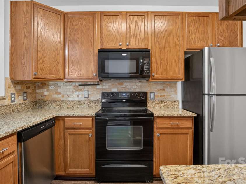 17221 Doe Valley Court, Cornelius, NC 28031.  MLS# CAR4383071, YatesRealty ID 37609. 