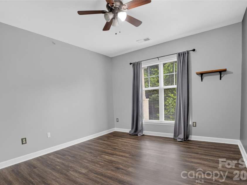 17221 Doe Valley Court, Cornelius, NC 28031.  MLS# CAR4383071, YatesRealty ID 37609. Primary bedroom