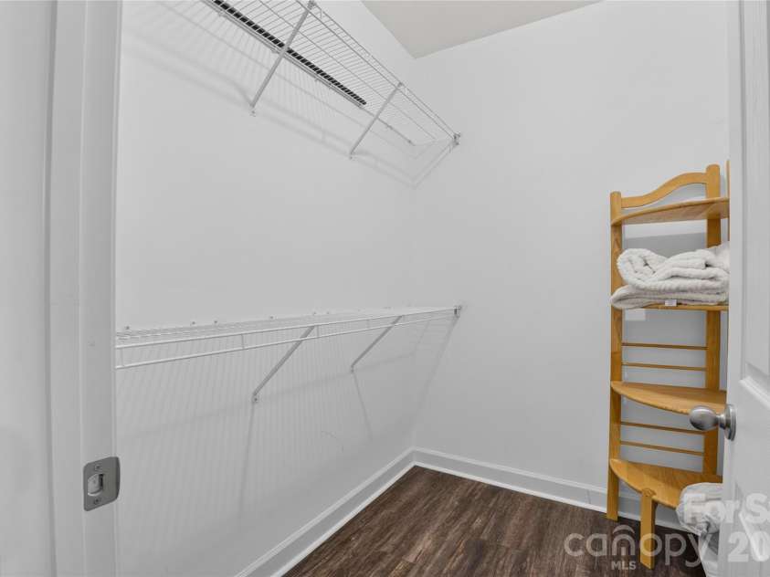 17221 Doe Valley Court, Cornelius, NC 28031.  MLS# CAR4383071, YatesRealty ID 37609. Primary closet