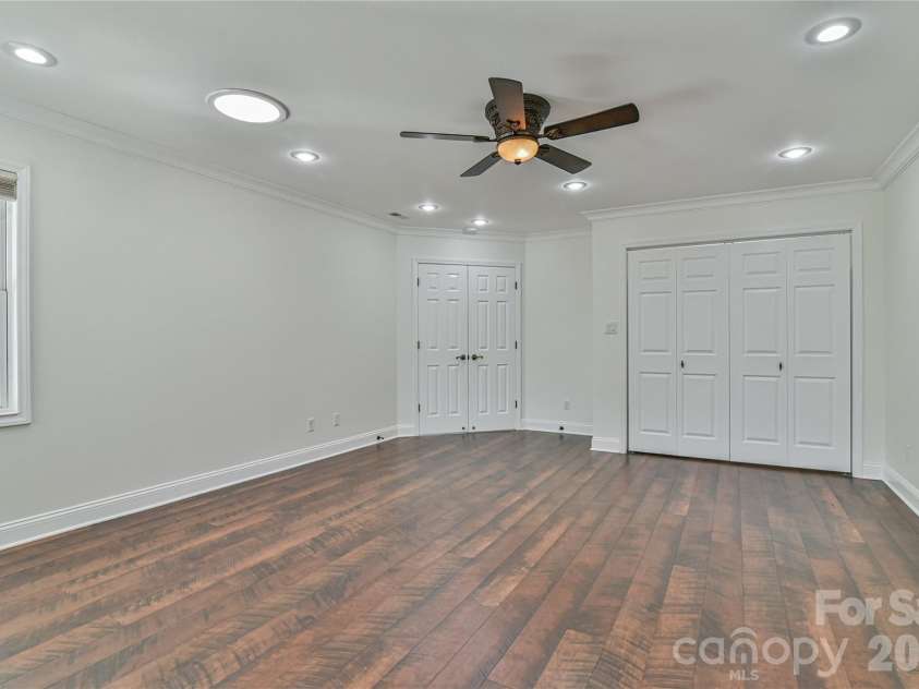 4 Heather Way, Candler, NC 28715.  MLS# CAR4355118, YatesRealty ID 3761. Primary Bedroom