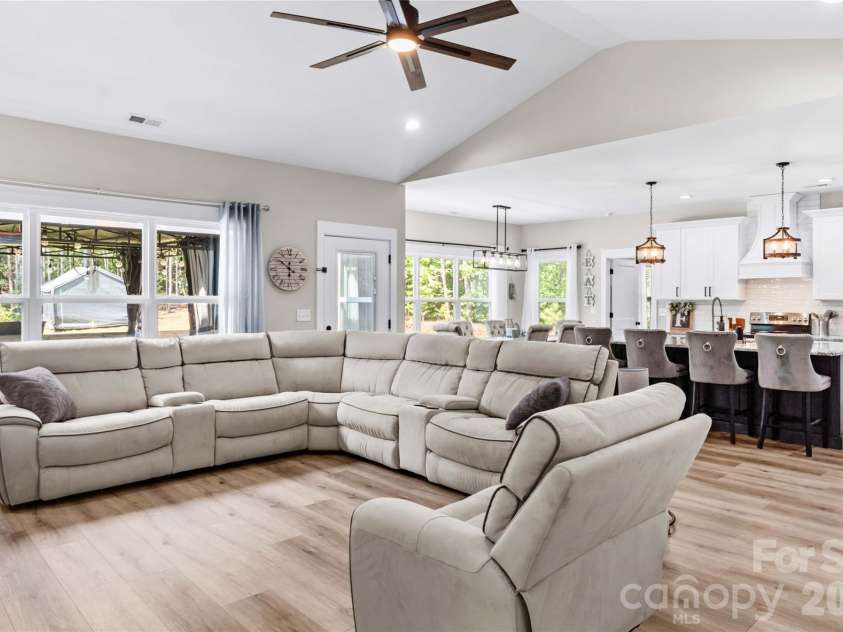 2512 Shuford Road, Lincolnton, NC 28092.  MLS# CAR4400936, YatesRealty ID 37610. 