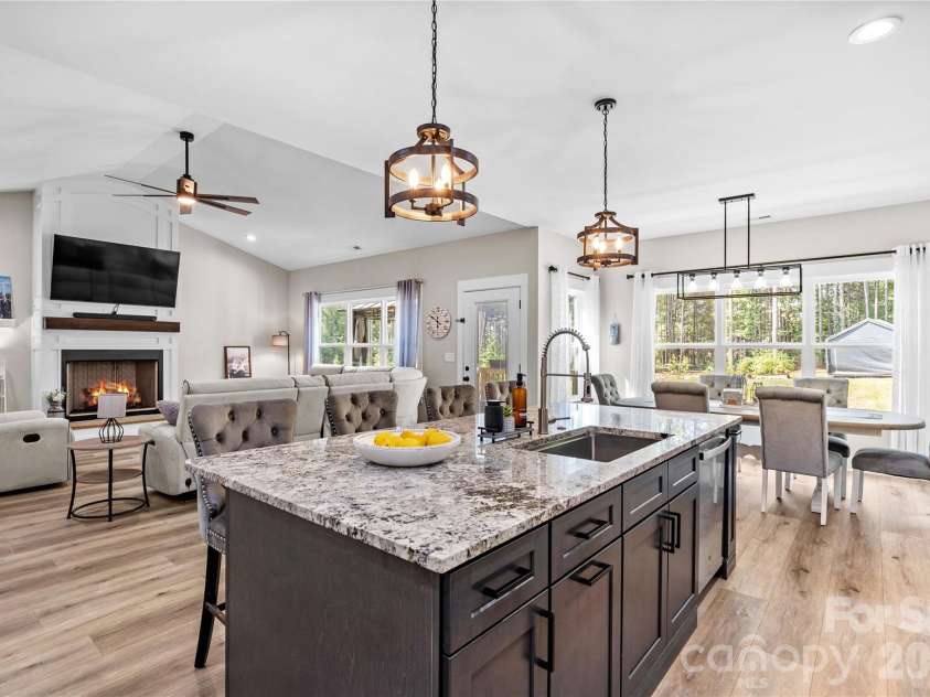 2512 Shuford Road, Lincolnton, NC 28092.  MLS# CAR4400936, YatesRealty ID 37610. 