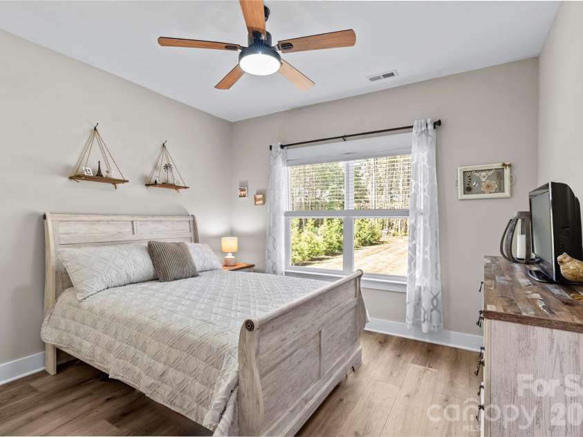 2512 Shuford Road, Lincolnton, NC 28092.  MLS# CAR4400936, YatesRealty ID 37610. Bdrm 2