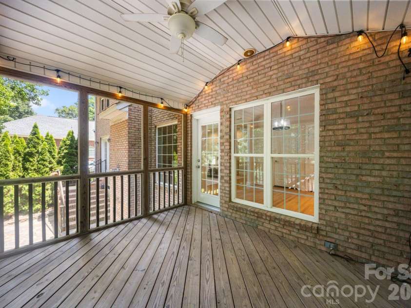 5355 Shannamara Drive, Matthews, NC 28104.  MLS# CAR4400014, YatesRealty ID 37611. 