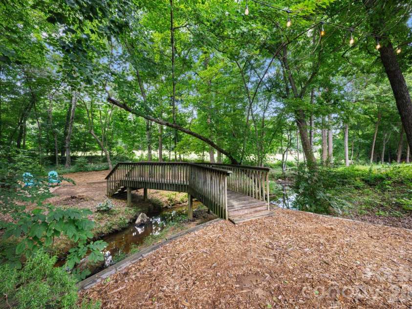 5355 Shannamara Drive, Matthews, NC 28104.  MLS# CAR4400014, YatesRealty ID 37611. 