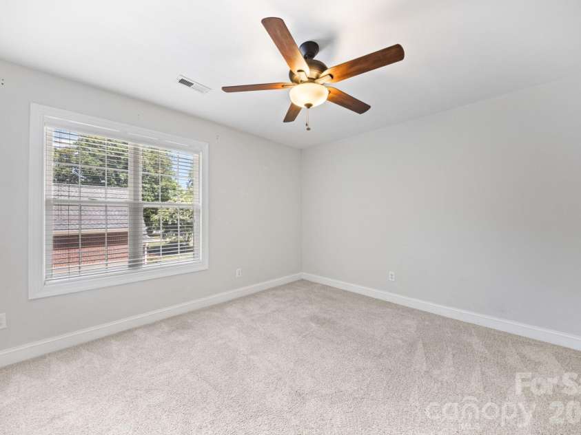 5355 Shannamara Drive, Matthews, NC 28104.  MLS# CAR4400014, YatesRealty ID 37611. Bed 3