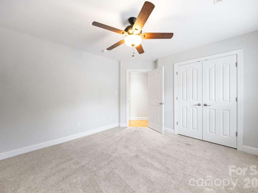 5355 Shannamara Drive, Matthews, NC 28104.  MLS# CAR4400014, YatesRealty ID 37611. Bed 3