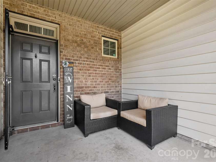 306 Ascot Run Way, Fort Mill, SC 29715.  MLS# CAR4400764, YatesRealty ID 37612. 