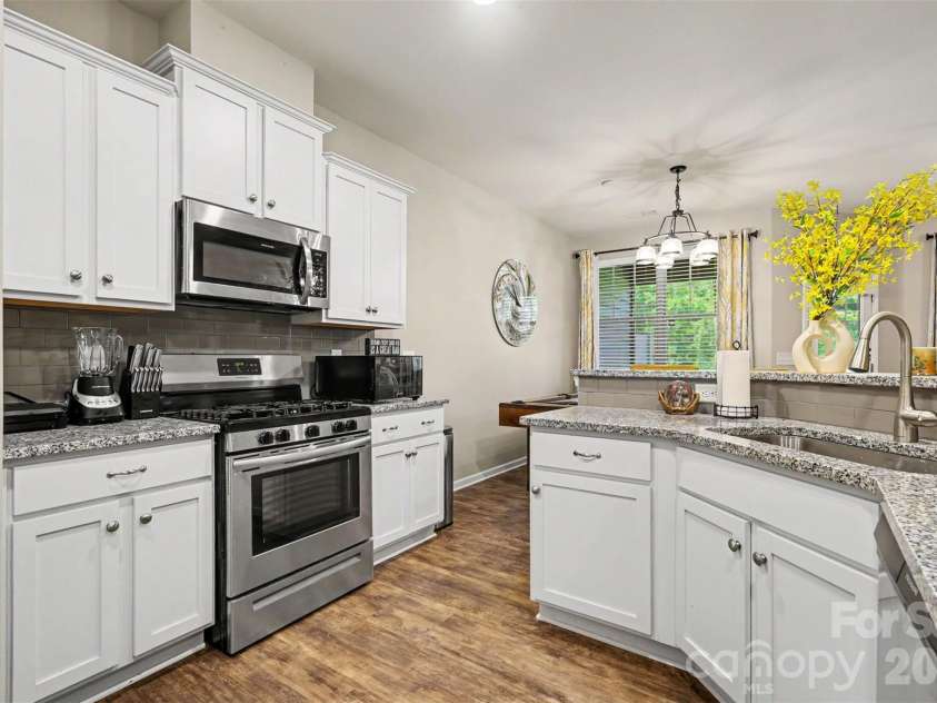 306 Ascot Run Way, Fort Mill, SC 29715.  MLS# CAR4400764, YatesRealty ID 37612. 