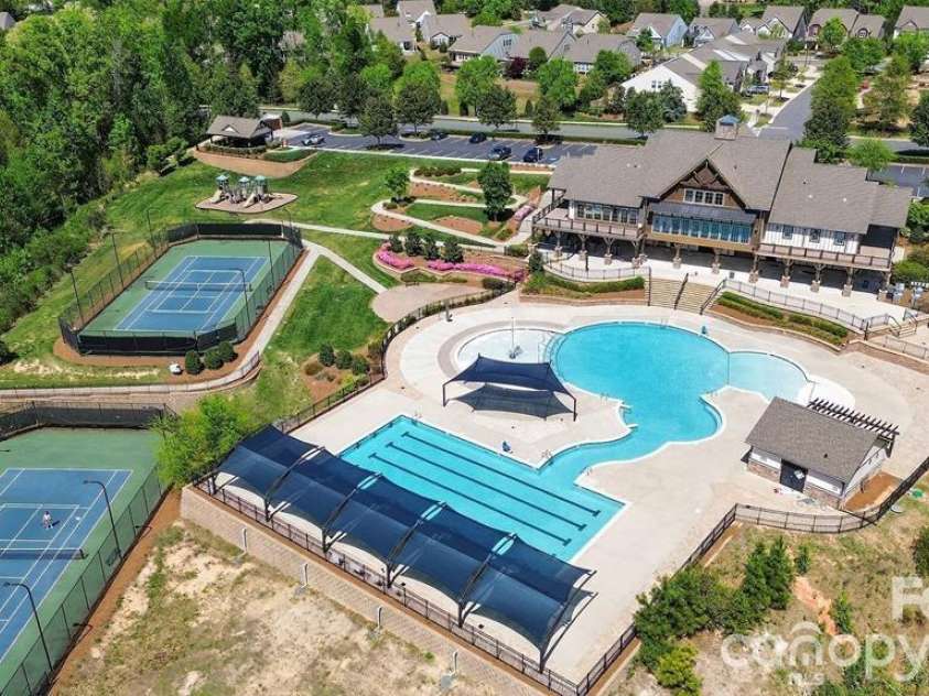 306 Ascot Run Way, Fort Mill, SC 29715.  MLS# CAR4400764, YatesRealty ID 37612. 