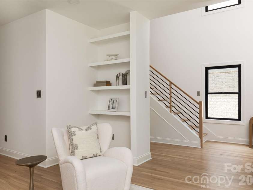732 Ellsworth Road, Charlotte, NC 28211.  MLS# CAR4402000, YatesRealty ID 37613. 