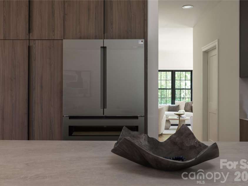732 Ellsworth Road, Charlotte, NC 28211.  MLS# CAR4402000, YatesRealty ID 37613. 