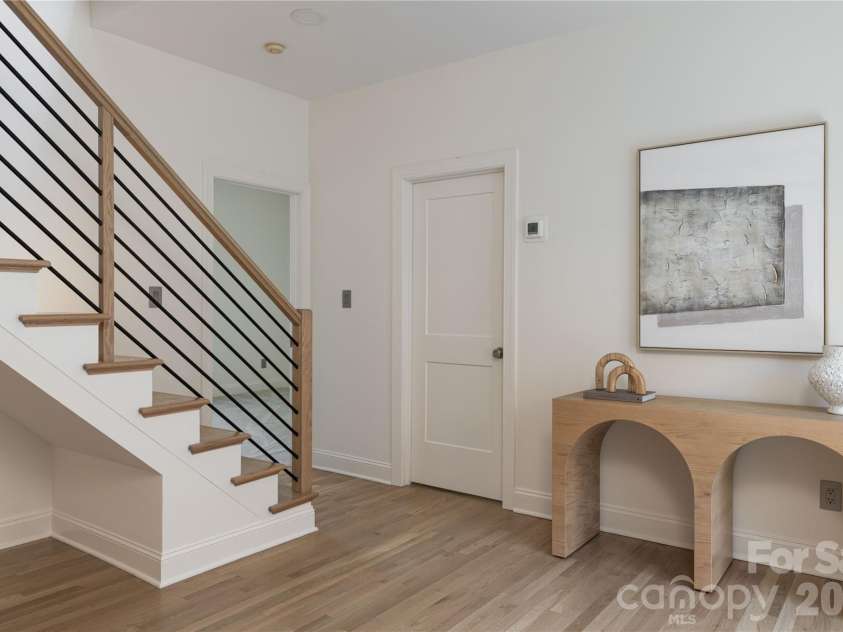 732 Ellsworth Road, Charlotte, NC 28211.  MLS# CAR4402000, YatesRealty ID 37613. 
