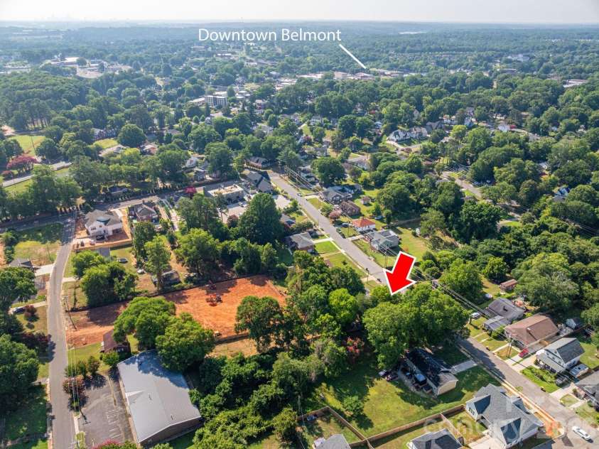 206 Cedar Street, Belmont, NC 28012.  MLS# CAR4402162, YatesRealty ID 37614. 