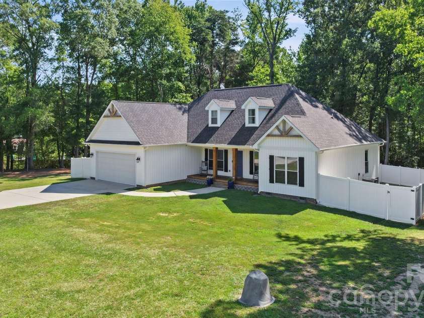 3002 Brooks Mill Lane, Wingate, NC 28174.  MLS# CAR4401937, YatesRealty ID 37616. 