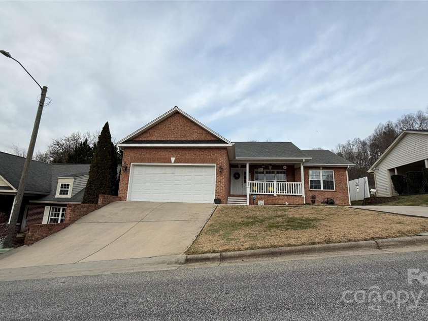 1140 Stephenson Court, Lenoir, NC 28645.  MLS# CAR4332132, YatesRealty ID 3762. 