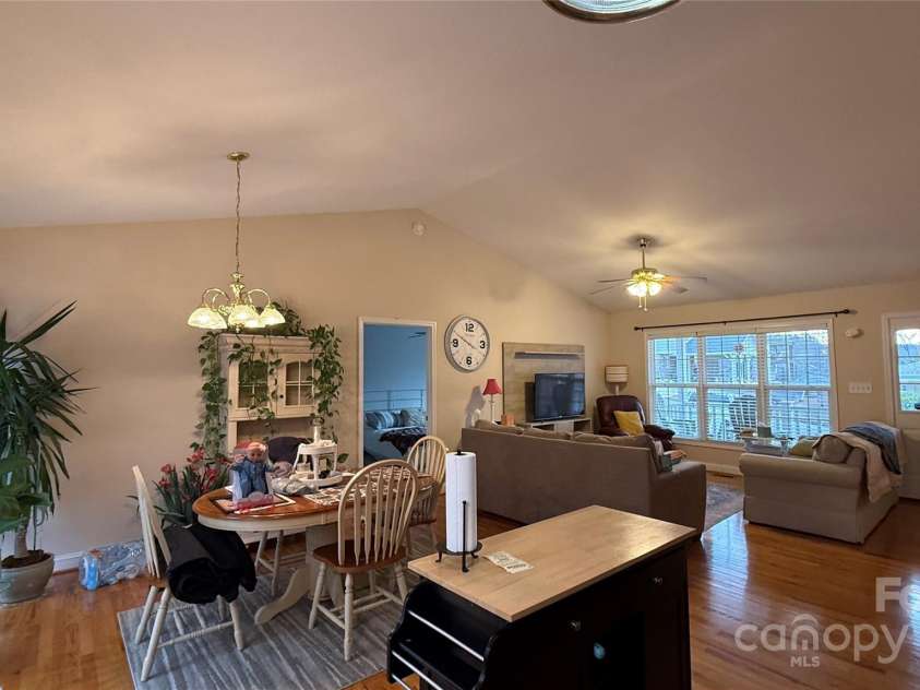 1140 Stephenson Court, Lenoir, NC 28645.  MLS# CAR4332132, YatesRealty ID 3762. 