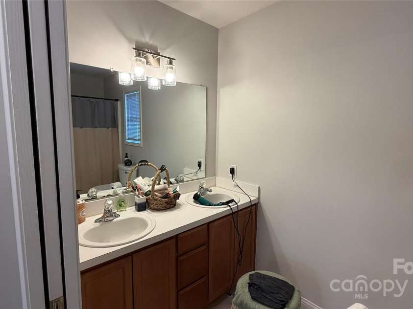 1140 Stephenson Court, Lenoir, NC 28645.  MLS# CAR4332132, YatesRealty ID 3762. 