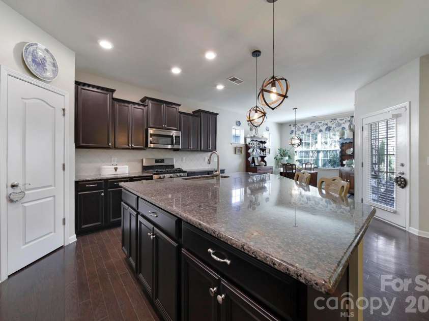 530 Livingston Drive, Lancaster, SC 29720.  MLS# CAR4402657, YatesRealty ID 37620. 