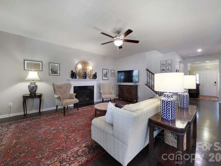 530 Livingston Drive, Lancaster, SC 29720.  MLS# CAR4402657, YatesRealty ID 37620. 