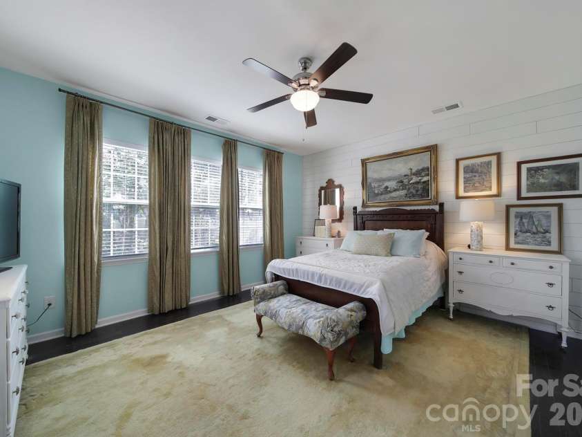 530 Livingston Drive, Lancaster, SC 29720.  MLS# CAR4402657, YatesRealty ID 37620. 