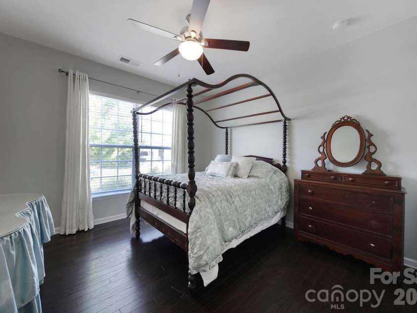 530 Livingston Drive, Lancaster, SC 29720.  MLS# CAR4402657, YatesRealty ID 37620. 