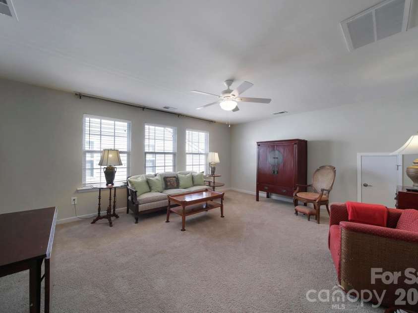 530 Livingston Drive, Lancaster, SC 29720.  MLS# CAR4402657, YatesRealty ID 37620. 