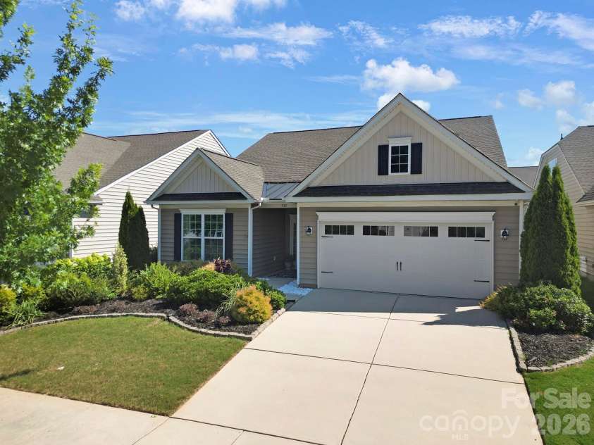 530 Livingston Drive, Lancaster, SC 29720.  MLS# CAR4402657, YatesRealty ID 37620. 