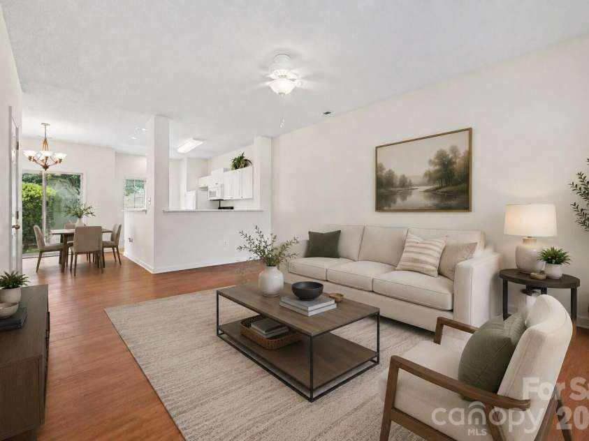 6414 Mallard View Lane, Charlotte, NC 28269.  MLS# CAR4401779, YatesRealty ID 37621. 
