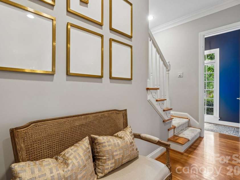 5401 Haynes Hall Place, Charlotte, NC 28270.  MLS# CAR4403065, YatesRealty ID 37623. Foyer