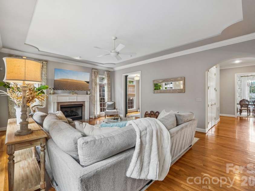 5401 Haynes Hall Place, Charlotte, NC 28270.  MLS# CAR4403065, YatesRealty ID 37623. Living Room