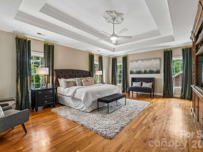 5401 Haynes Hall Place, Charlotte, NC 28270.  MLS# CAR4403065, YatesRealty ID 37623. Owners Bedroom