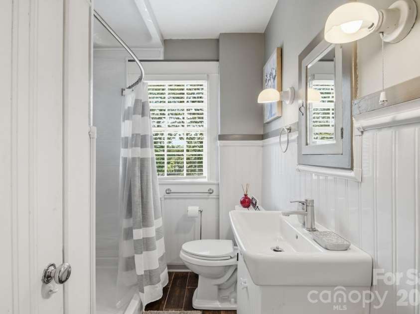 143 End Street, Chester, SC 29706.  MLS# CAR4402952, YatesRealty ID 37624. 